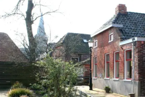 Huiskamer Warffum