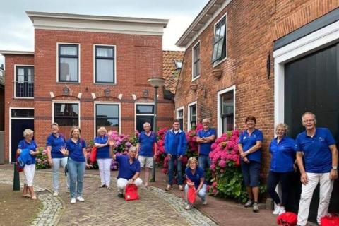 Dorpsgidsen Winsum blauwe shirts